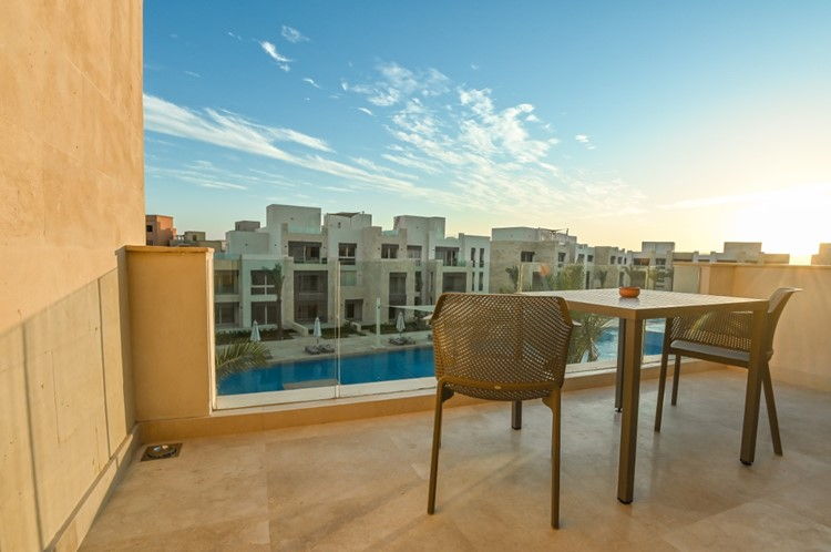 2 BR Apartment with Roof and Pool view - 102